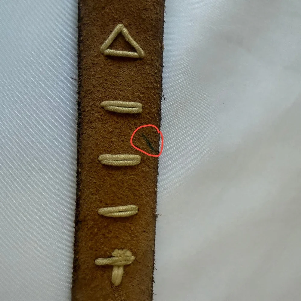 American Eagle Outfitters Mens Tan Brown Leather Belt Contrast Stitching 44 Inch